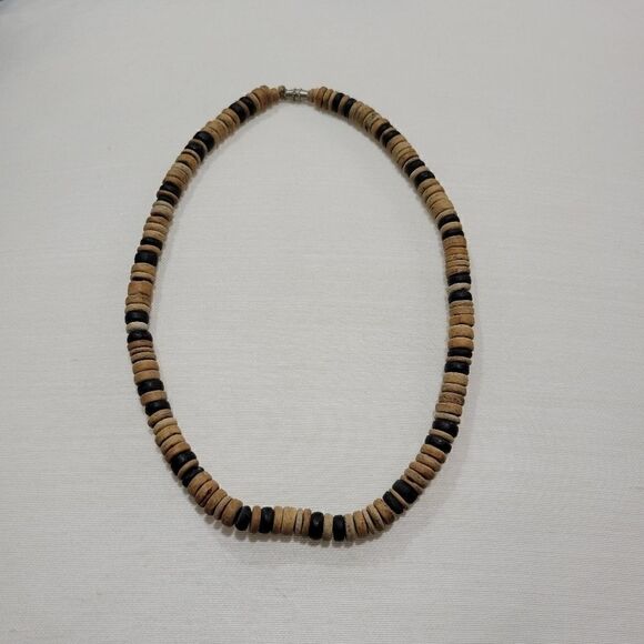 Necklace    - Picture 1 of 1